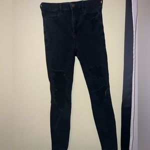black distressed american eagle jeans